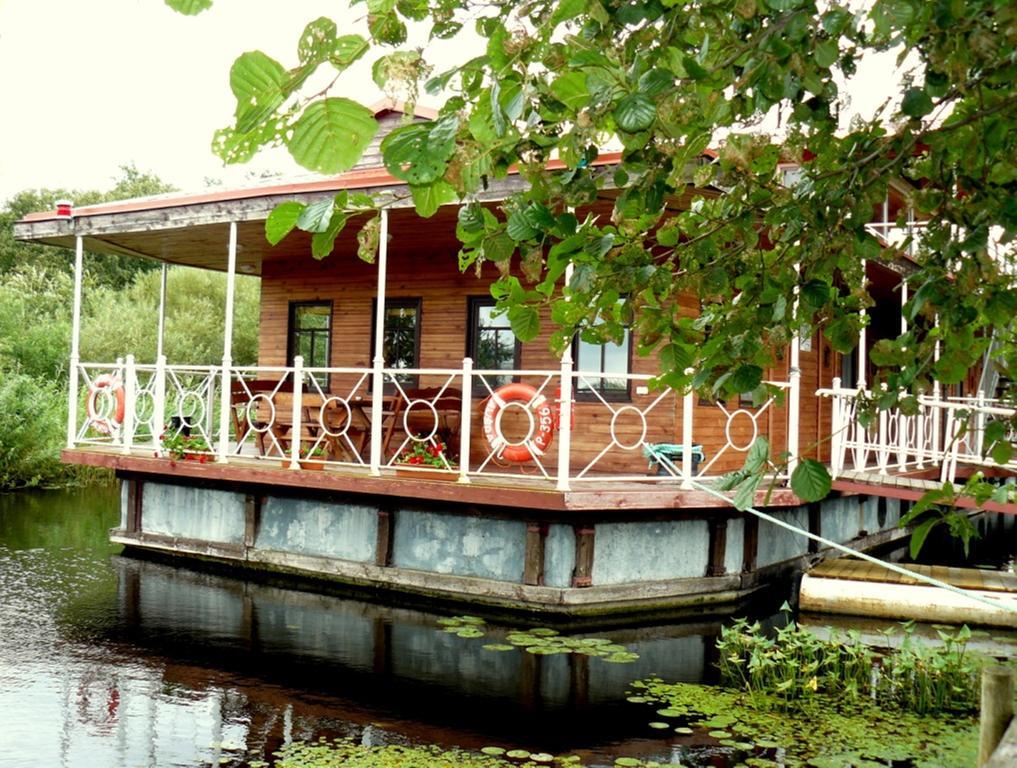 Melynojo Karpio Barza Hotel Kinty Kamer foto